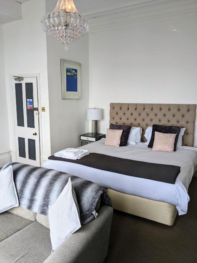 The Staincliffe Hotel Hartlepool Room photo
